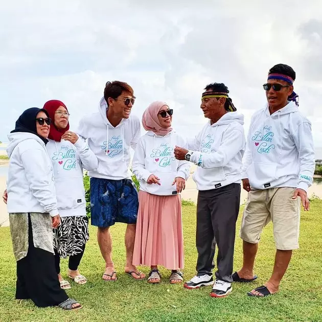 Momen hangat keluarga Rizky Billar dan Lesty Kejora ©Instagram Momen hangat keluarga Rizky Billar dan Lesty Kejora ©Instagram