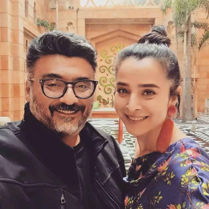 Potret pemain Kabhi Khushi Kabhi Gham bareng pasangan © Instagram