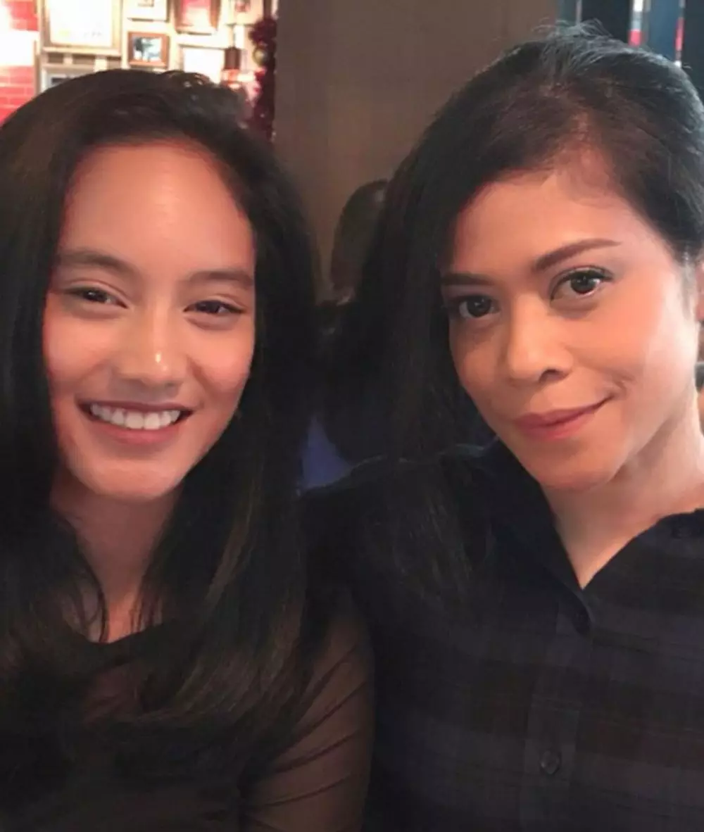 Kikan eks Cokelat dan putrinya © 2021 Instagram