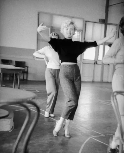 Gaya busana Marilyn Monroe © 2021 brilio.net