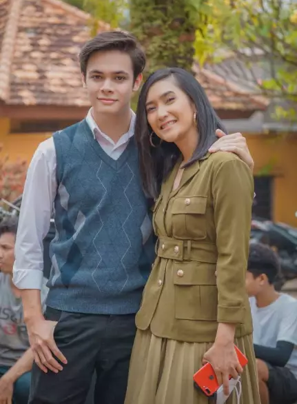 Potret kompak Suara Hati Istri 'Zahra' © 2021 brilio.net Potret kompak Suara Hati Istri 'Zahra' © 2021 brilio.net