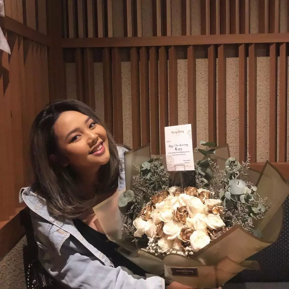 Potret putri vokalis band © Instagram Potret putri vokalis band © Instagram