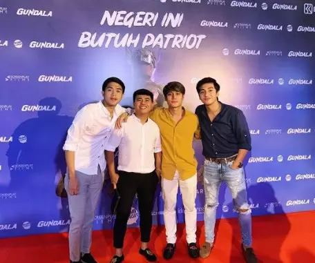 Potret kebersamaan Rizky Billar dan manajernya Instagram/@@derysyaputraraeger 