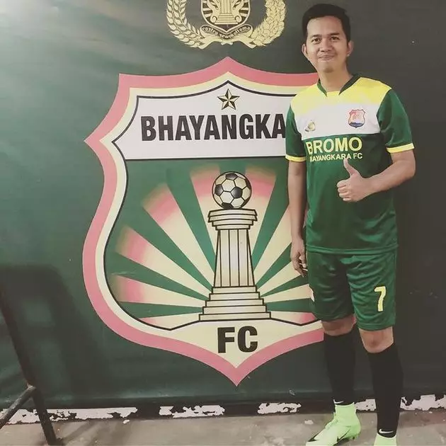 potret putra tukul yang jarang tesorot Berbagai sumber