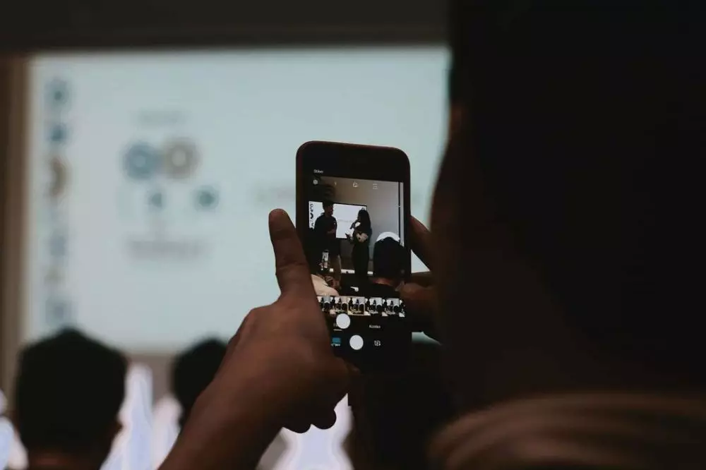 Fakta menarik tentang film pendek Konfabulasi © 2021 brilio.net Fakta menarik tentang film pendek Konfabulasi © 2021 brilio.net