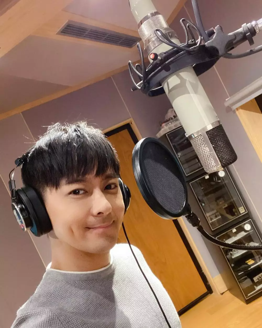 potret terbaru aktor Mandarin Jimmy Lin Instagram