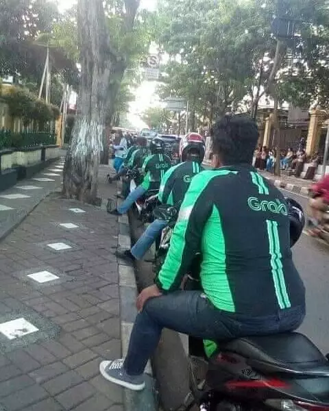 potret lucu tak sengaja kembaran © 2021 berbagai sumber