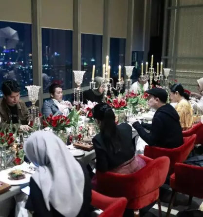 Potret pembukaan restoran Syahrini © Instagram/@princessyahrini Potret pembukaan restoran Syahrini © Instagram/@princessyahrini