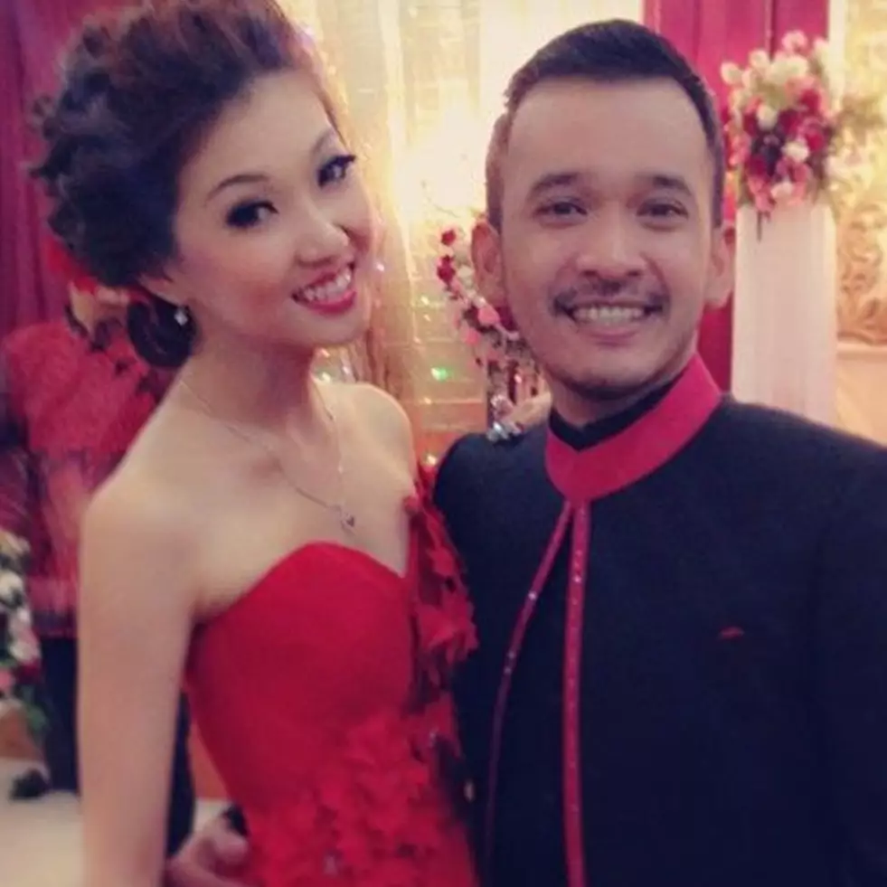 Momen 8 mantan personel girlband saat lamaran, parasnya curi perhatian