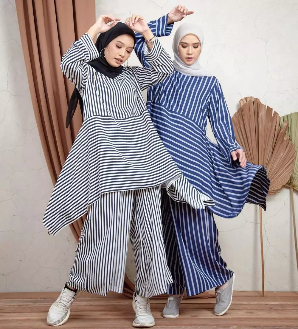 Potret kompak Zaskia Adya Mecca dan sang manajer Instagram/@zaskiadyamecca