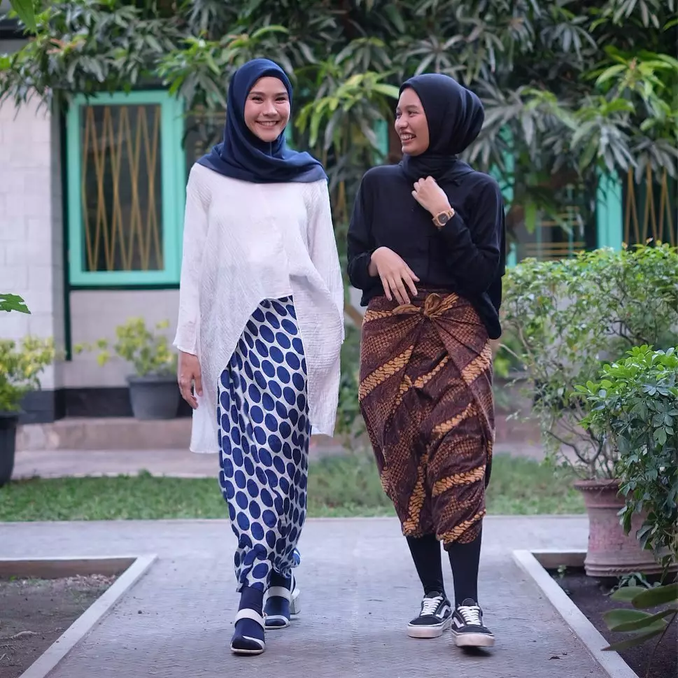 Potret kompak Zaskia Adya Mecca dan sang manajer Instagram/@zaskiadyamecca