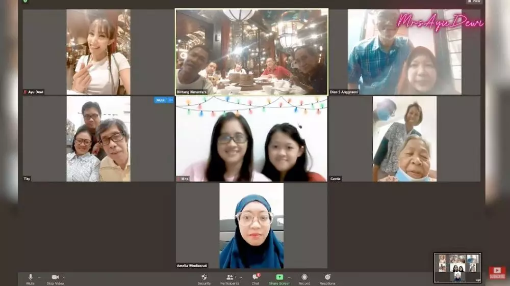 ulang tahun ayah Ayu Dewi © YouTube ulang tahun ayah Ayu Dewi © YouTube