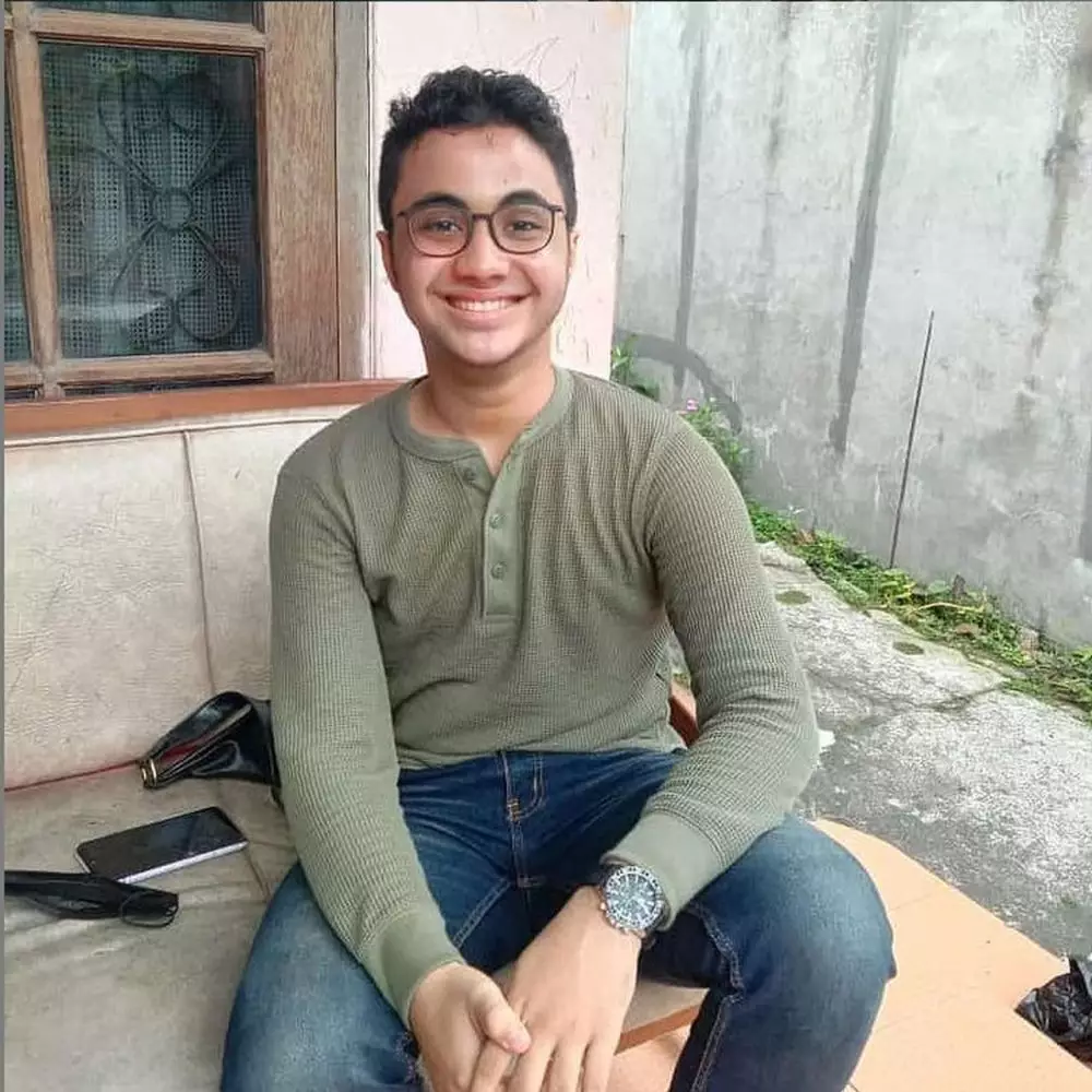 potret terbaru nasar anuz Berbagai sumber