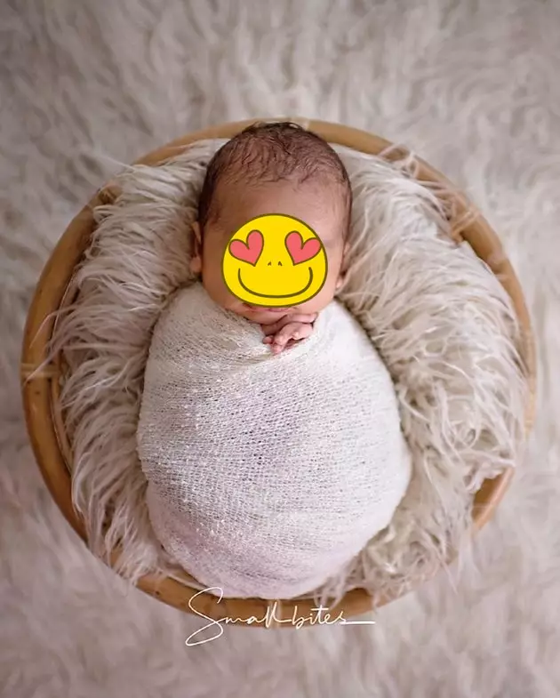 potret angelica simperler dan anak Berbagai sumber