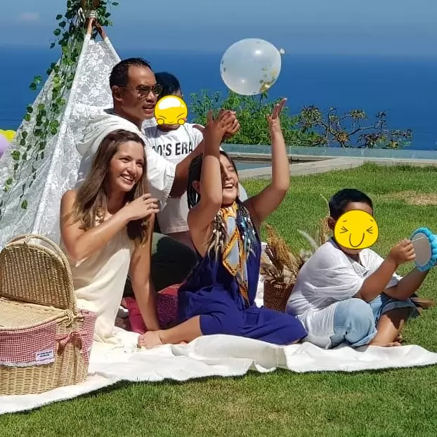 pemotretan ulang tahun mikhayla © 2021 Instagram pemotretan ulang tahun mikhayla © 2021 Instagram