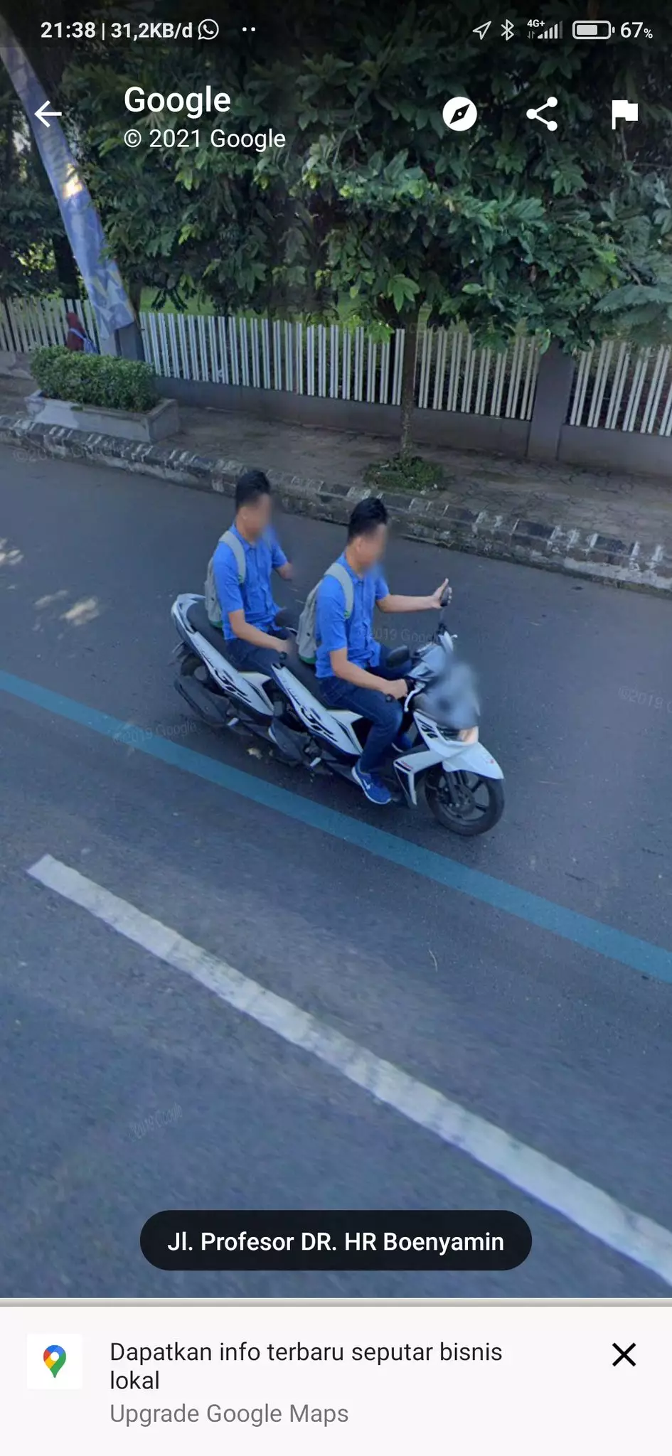 pengendara ngebug di maps © Twitter