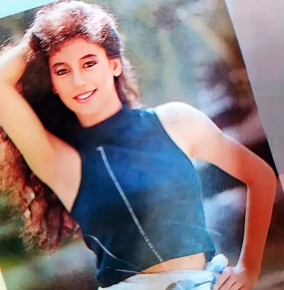 Gaya busana Meriam Bellina saat muda © 2021 brilio.net