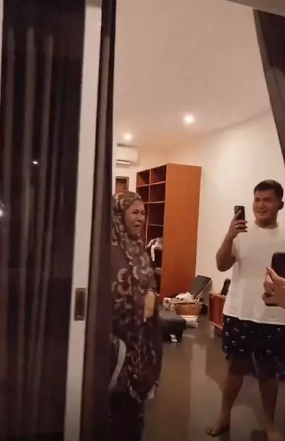 ultah Kesha ke-23 © Instagram