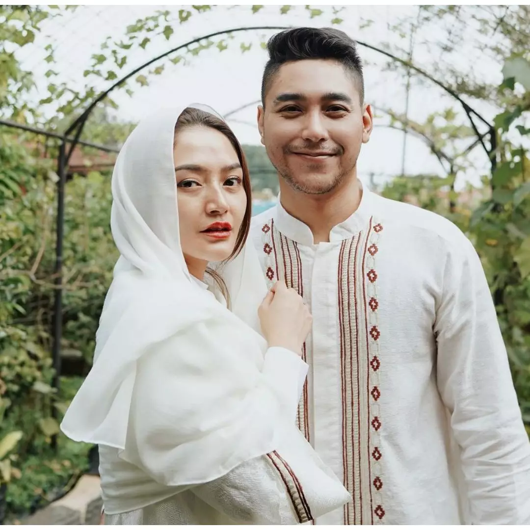 8 Momen Siti Badriah belajar budaya Bali, rasakan indahnya perbedaan