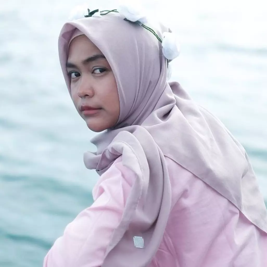 Tak bisa dampingi saat terakhir sang ayah, Ria Ricis tulis pesan haru