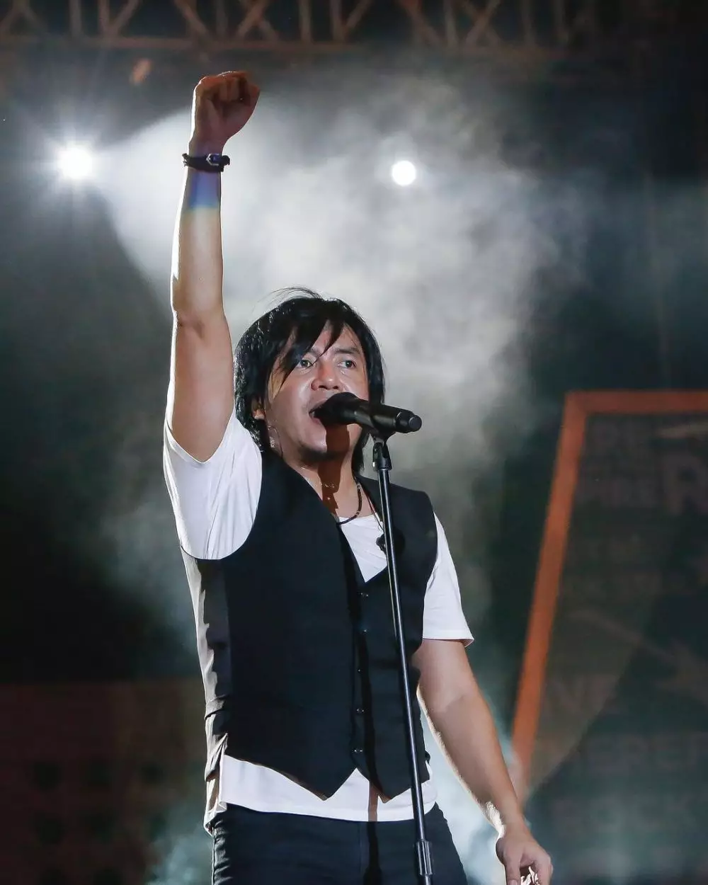 Potret 9 musisi saat SMA Instagram