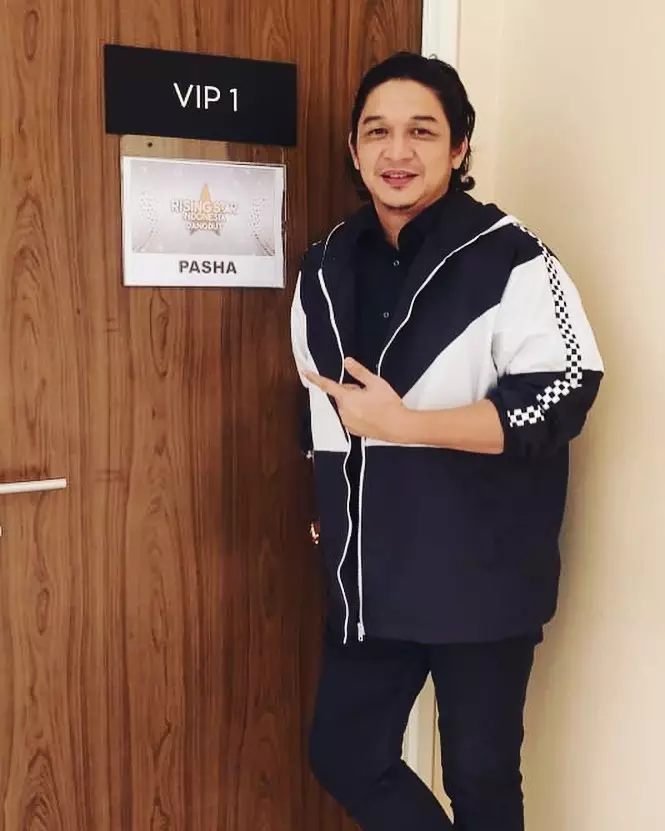 Potret 9 musisi saat SMA Instagram