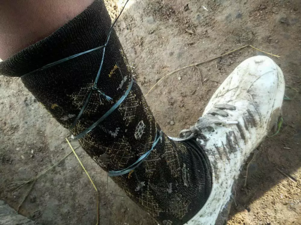 potret lucu pakai kaus kaki © 2021 berbagai sumber potret lucu pakai kaus kaki © 2021 berbagai sumber