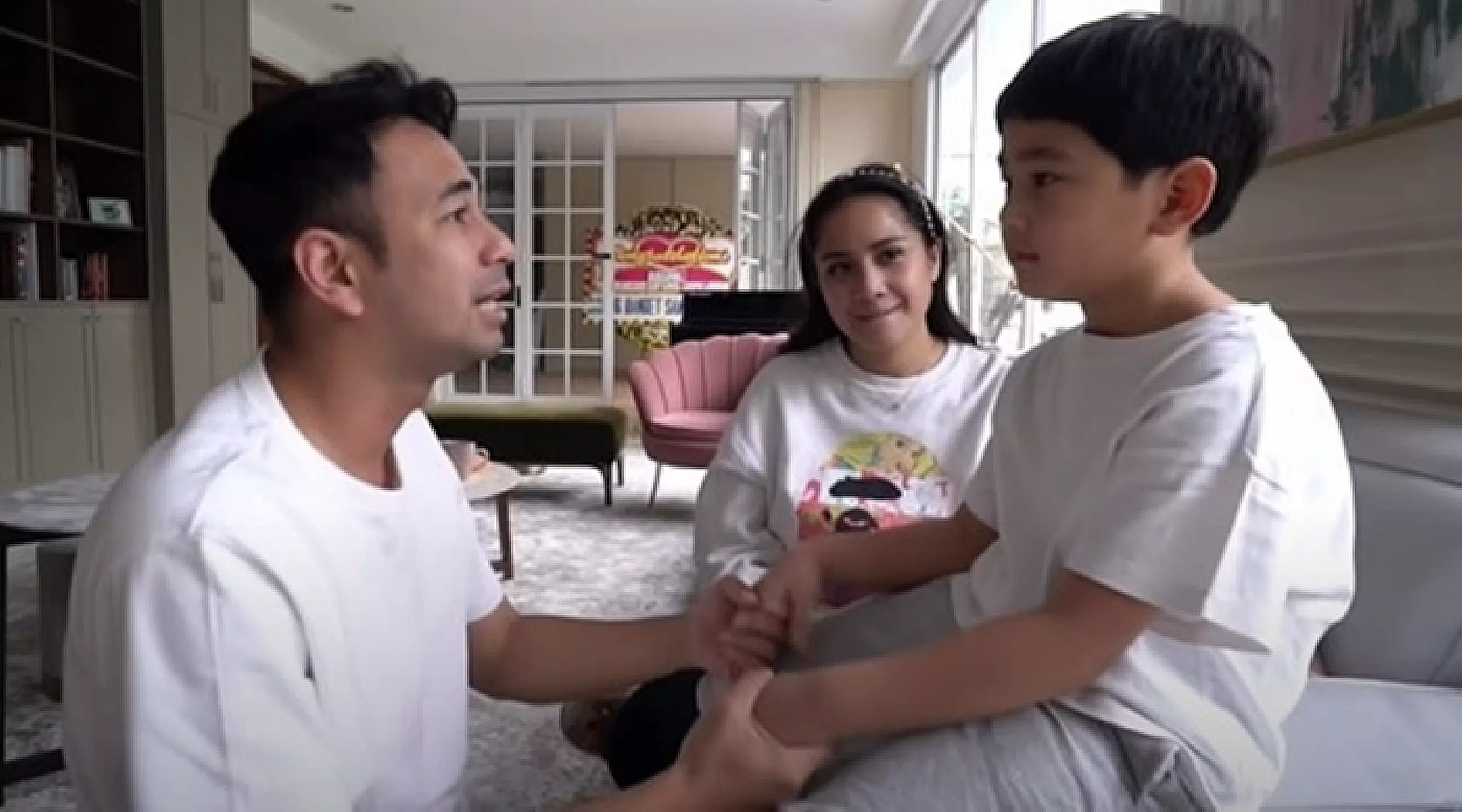 Siap jadi kakak, ini pesan Raffi Ahmad untuk Rafathar 