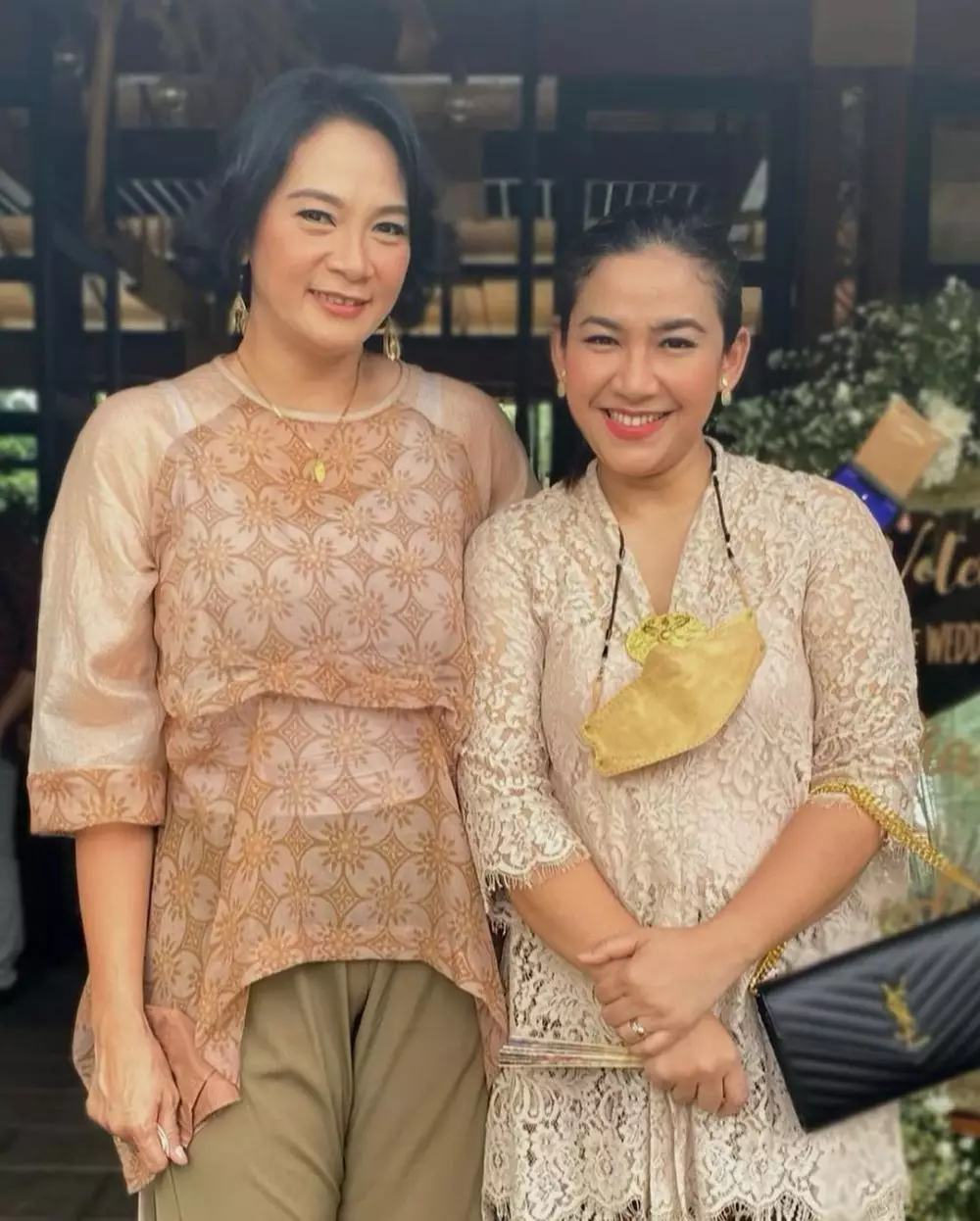 seleb di pernikahan Indah © 2021 brilio.net seleb di pernikahan Indah © 2021 brilio.net