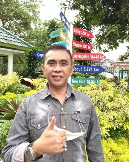 kabar 6 pemeran sitkom Lika Liku Laki Laki dari berbagai sumber kabar 6 pemeran sitkom Lika Liku Laki Laki dari berbagai sumber