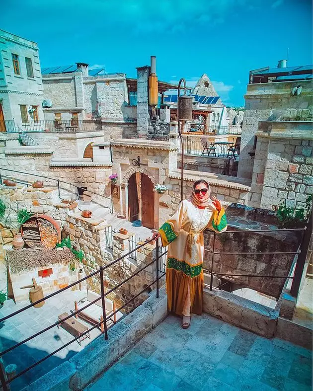 Ashanty berkerudung di Turki © 2021 brilio.net Ashanty berkerudung di Turki © 2021 brilio.net