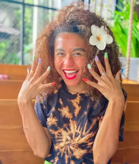 Potret Olvah Alhamid Instagram/@olvaholvah