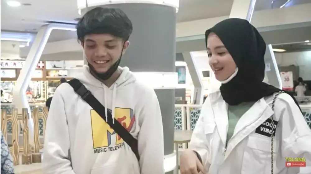 adam anak ucok baba berbagai sumber