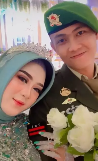 nikah unik gara gara demo berbagai sumber nikah unik gara gara demo berbagai sumber