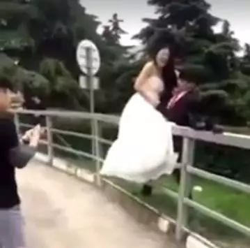 momen apes pas prewedding berbagai sumber momen apes pas prewedding berbagai sumber