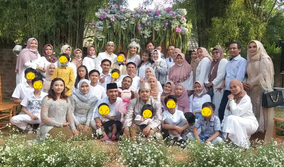 pernikahan Alfath Fathier & Nadia Christina berbagai sumber