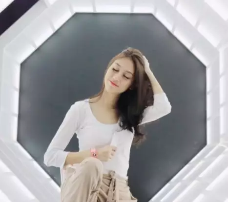 Potret Regina Kandou finalis casting Ikatan Cinta © Instagram/@reginakandou