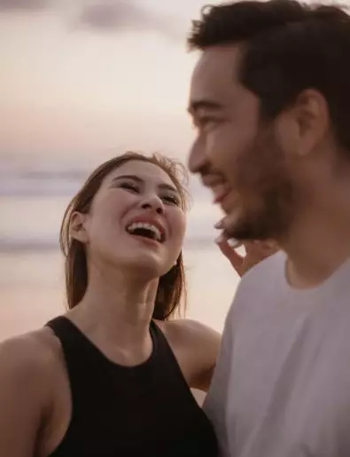 Gaya pemotretan Syahnaz Sadiqah & Jeje Govinda di Bali Instagram/@syahnazs Gaya pemotretan Syahnaz Sadiqah & Jeje Govinda di Bali Instagram/@syahnazs