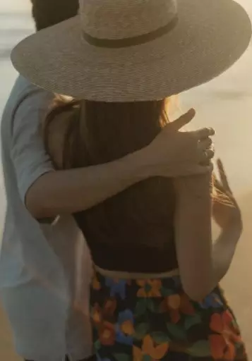 Gaya pemotretan Syahnaz Sadiqah & Jeje Govinda di Bali Instagram/@syahnazs Gaya pemotretan Syahnaz Sadiqah & Jeje Govinda di Bali Instagram/@syahnazs