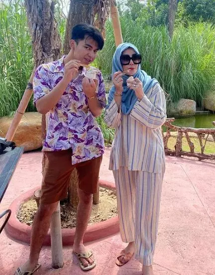 Potret Amy Qanita saat liburan di Bali © Instagram/@amy_r_qanita Potret Amy Qanita saat liburan di Bali © Instagram/@amy_r_qanita