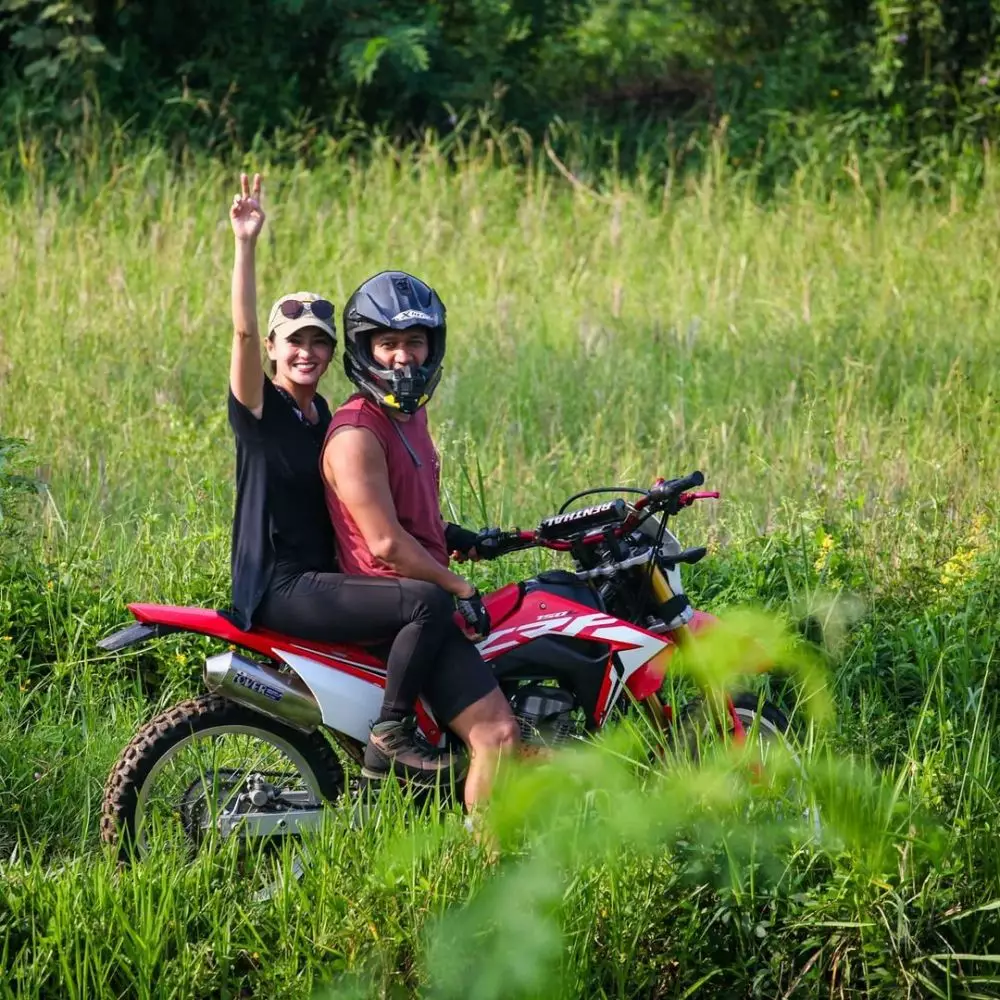 Momen seru Ririn Ekawati dan Ibnu Jamil di Cianjur © 2021 brilio.net Momen seru Ririn Ekawati dan Ibnu Jamil di Cianjur © 2021 brilio.net