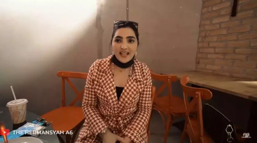 momen ashanty beri kejutan untuk asisten © YouTube