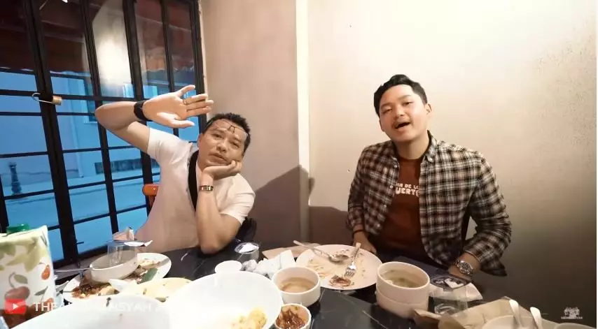 momen ashanty beri kejutan untuk asisten © YouTube