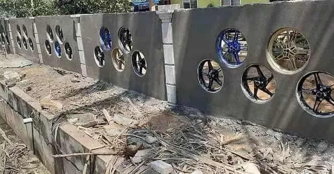 potret lucu alat dipakai tukang bangunan © 2021 instagram.com