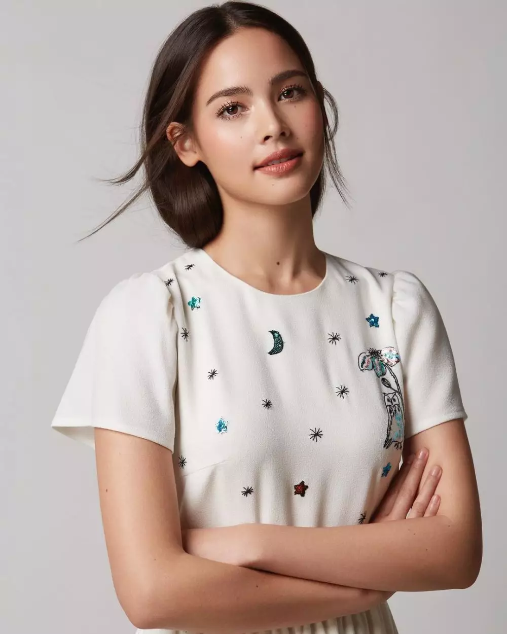 Pesona 9 seleb wanita Thailand yang berdarah blasteran dari berbagai sumber