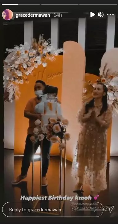 ulang tahun Momo geisha ke-35 © 2021 brilio.net ulang tahun Momo geisha ke-35 © 2021 brilio.net