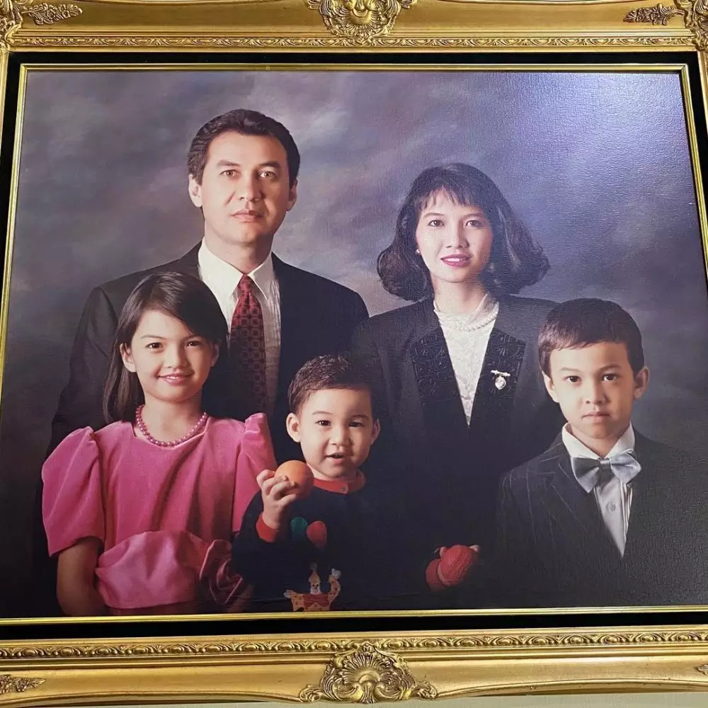 potret lawas foto keluarga seleb © Instagram potret lawas foto keluarga seleb © Instagram