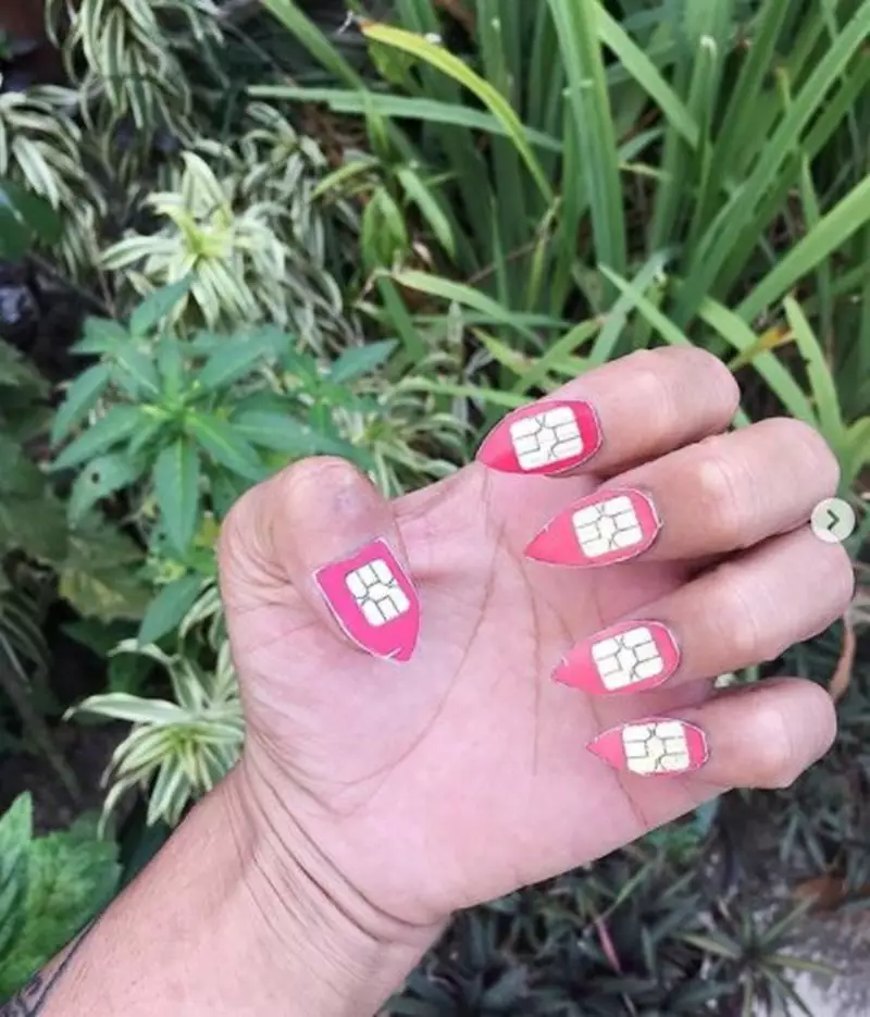 perawatan kuku nyeleneh © 2021 Instagram perawatan kuku nyeleneh © 2021 Instagram