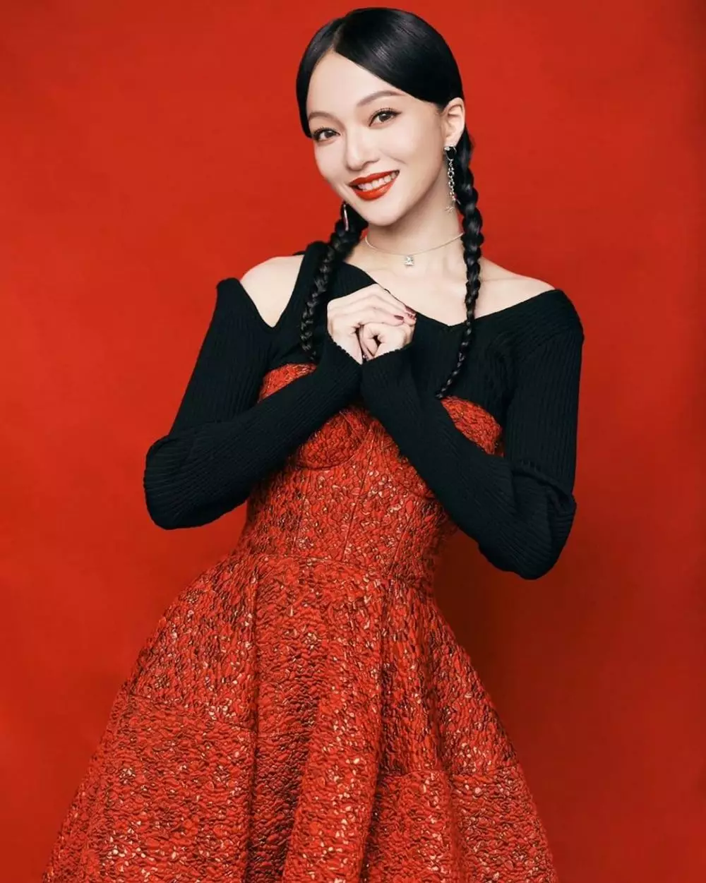 angela chang at the dolphin bay © 2021 Instagram