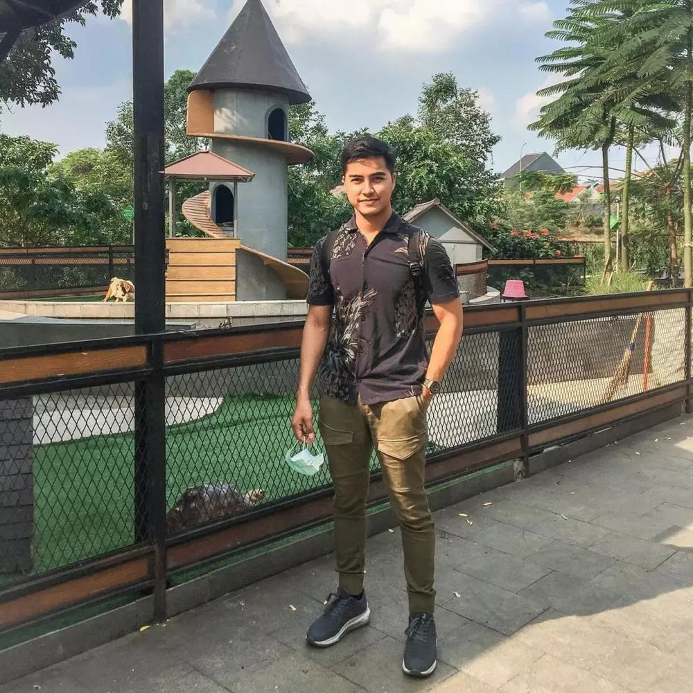 potret atiq rachman sudah punya anak Berbagai sumber